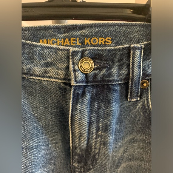 NWT Michael Kors Jogger Jeans. Size 4. - Picture 5 of 6